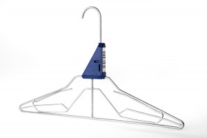 Extremely stable stainless steel hanger with clamping function, wedge blocker, chip holder and spacer 5831-96 wide